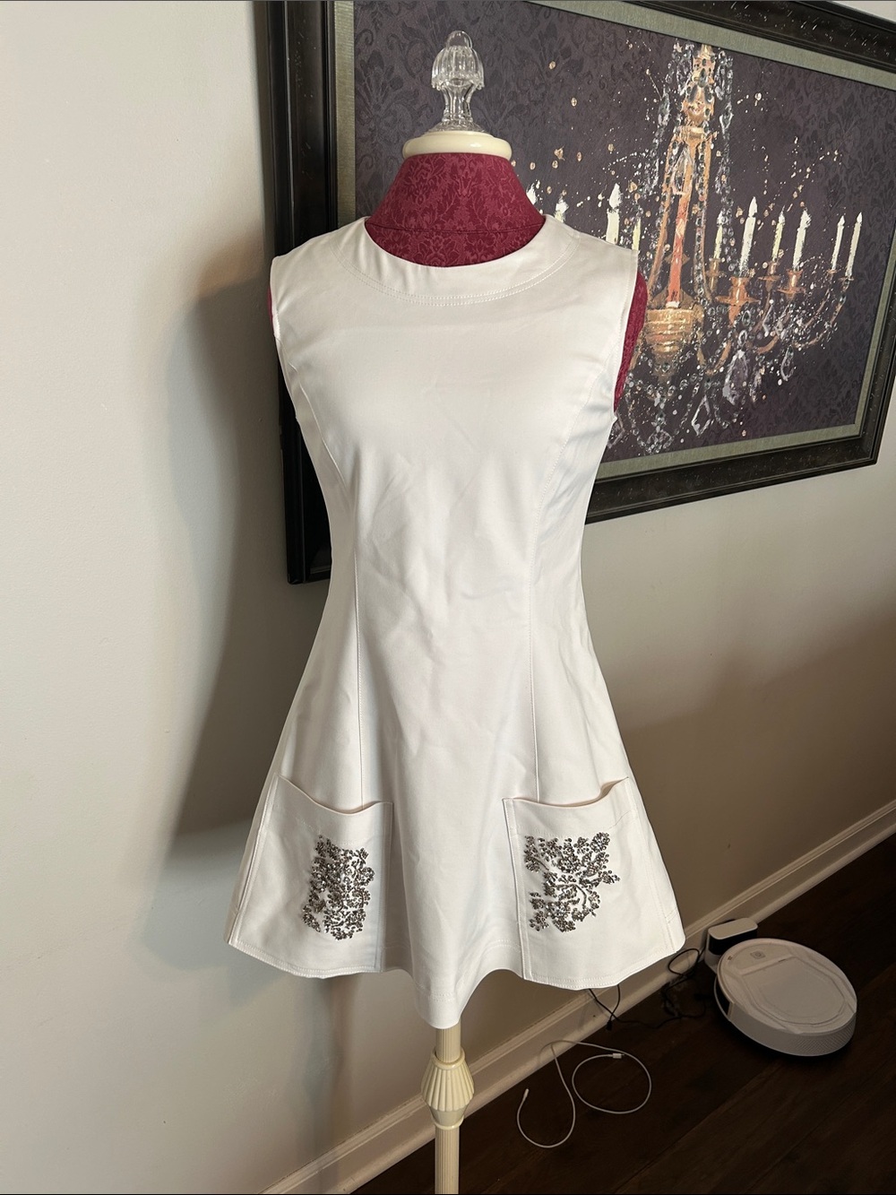 White Sleeveless Mini Dress with Pocket Embroidery